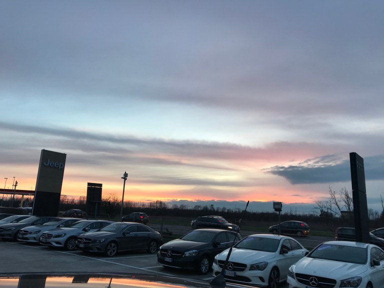 Fv9UbrV4RmeKKAINEvq5rg