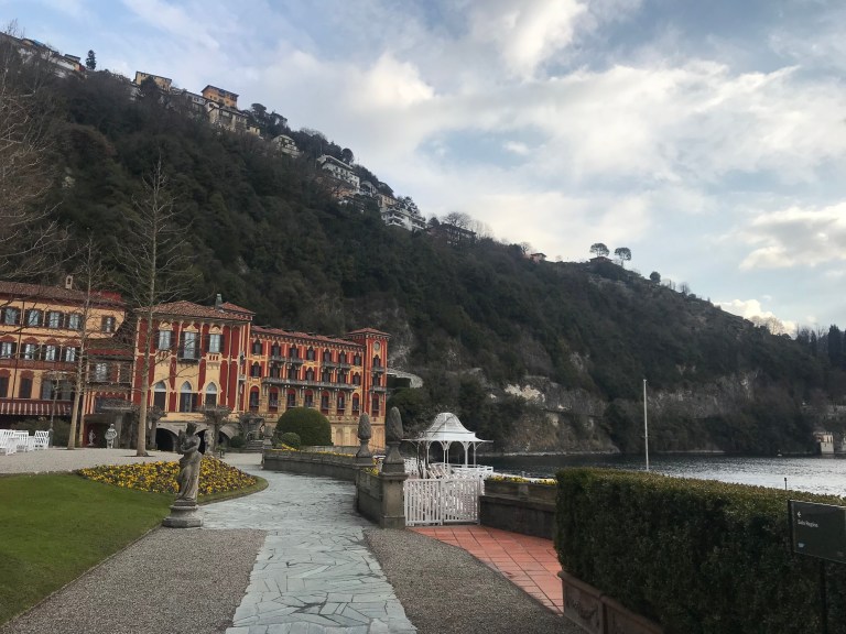 hqq6s4DxReeg1Ui2a7o9tw